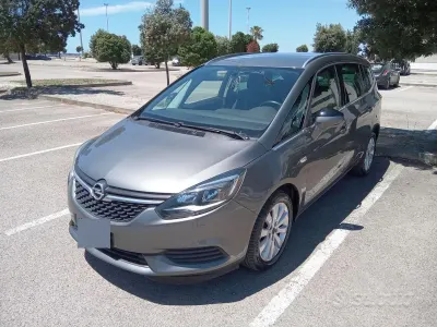 Usata Opel Zafira Tourer 150 CV (110 kW) 2017 Grigio Monovolume
