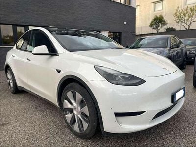 Usata Tesla Model Y RWD 125 kW (170 CV) 2024 Bianco SUV