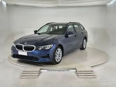 Usata BMW 320e 190 CV (139 kW) 2022 Blu Station wagon