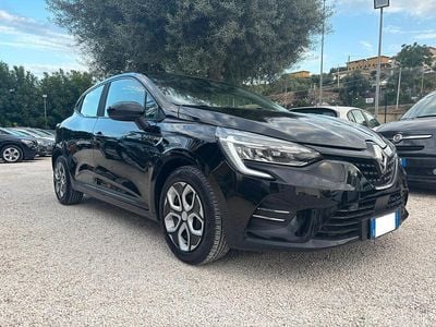 Usata Renault Clio V 91 CV (66 kW) 2021 Nero Berlina