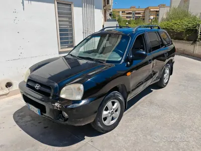 Usata Hyundai Santa Fe 112 CV (82 kW) 2006 Nero SUV