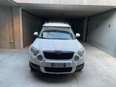 Usata Skoda Yeti Adventure 140 CV (102 kW) 2011 Bianco SUV