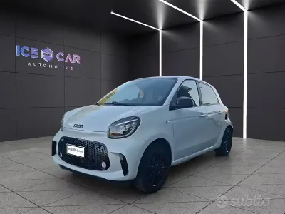 Usata Smart ForFour Electric Drive Prime 41 kW (56 CV) 2020 Bianco Berlina
