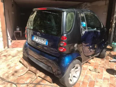 Usata Smart ForTwo Coupé 41 CV (30 kW) 2004 Blu Coupé