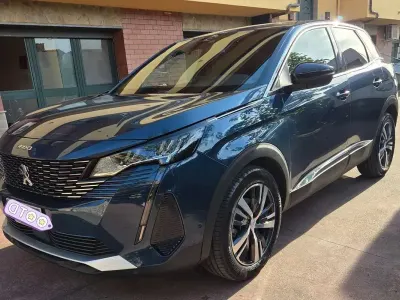 Usata Peugeot 3008 Allure 131 CV (96 kW) 2023 SUV