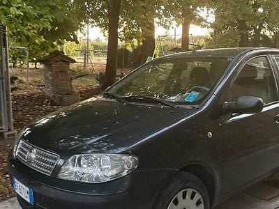 Usata Fiat Punto Classica 60 CV (44 kW) 2010 Grigio Utilitaria