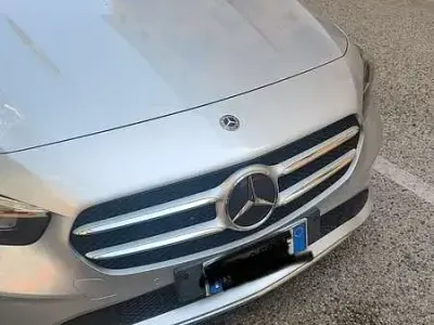 Usata Mercedes B180 Business 116 CV (85 kW) 2020 Utilitaria