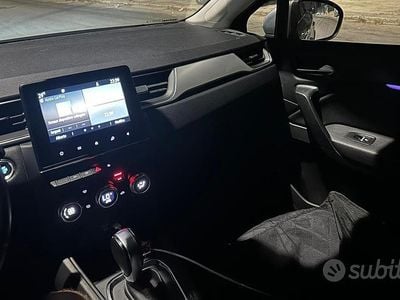 Usata Renault Captur 145 CV (106 kW) 2022 Blu SUV