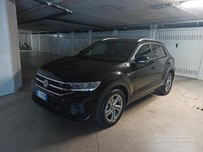 Usata VW T-Roc R-line 150 CV (110 kW) 2023 Nero SUV