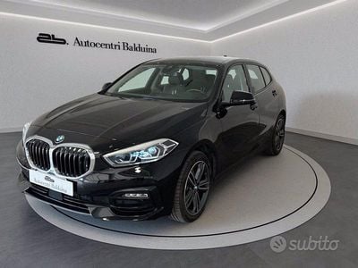Usata BMW 116 Luxury Line 116 CV (85 kW) 2021 Nero perla Utilitaria