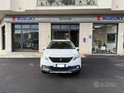 Usata Peugeot 2008 Allure 102 CV (75 kW) 2019 Antracite SUV