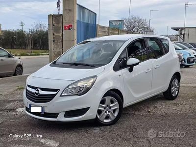 Usata Opel Meriva Cosmo 100 CV (73 kW) 2015 Bianco Monovolume