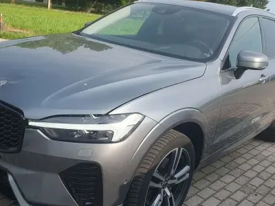 Usata Volvo XC60 Business Edition 235 CV (172 kW) 2018 Grigio SUV