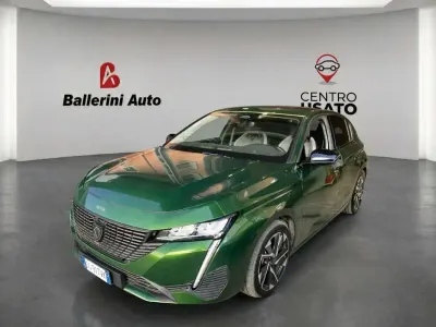 Usata Peugeot 308 Allure 131 CV (96 kW) 2022 Verde Berlina