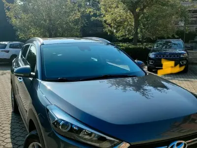 Usata Hyundai Tucson Xpossible 116 CV (85 kW) 2016 Grigio SUV