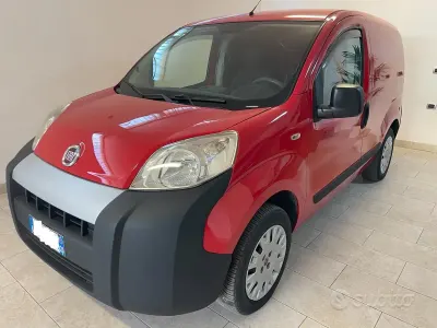 Usata Fiat Fiorino 70 CV (51 kW) 2010 Rosso Monovolume