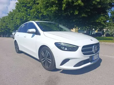 Usata Mercedes B180 116 CV (85 kW) 2022 Bianco Utilitaria