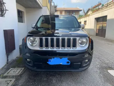 Usata Jeep Renegade Limited 140 CV (102 kW) 2018 Nero SUV