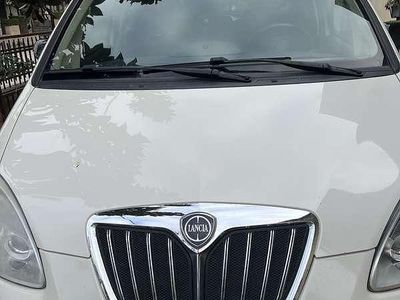 Usata Lancia Musa 170 CV (125 kW) 2012 Bianco Monovolume