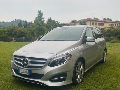 Mercedes B180