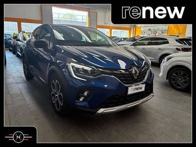 Usata Renault Captur Intens 101 CV (74 kW) 2022 Grigio scuro SUV
