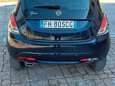 Usata Lancia Ypsilon Platinum 95 CV (69 kW) 2016 Blu Utilitaria