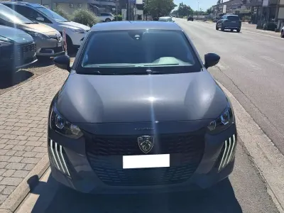 Usata Peugeot 208 Active 75 CV (55 kW) 2024 Grigio Utilitaria
