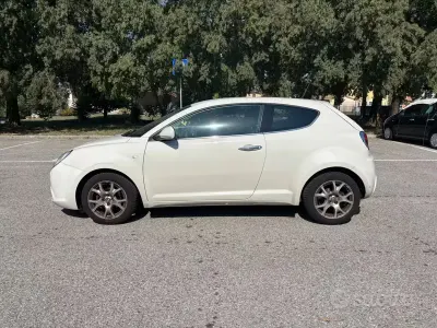 Usata Alfa Romeo MiTo 79 CV (58 kW) 2009 Bianco Utilitaria