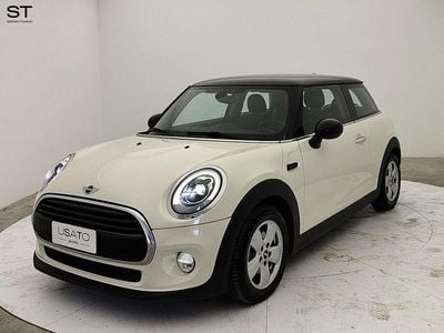 Usata Mini Cooper D 115 CV (84 kW) 2017 Beige Utilitaria