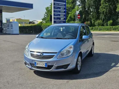 Usata Opel Corsa Enjoy 75 CV (55 kW) 2007 Blu/azzurro Utilitaria