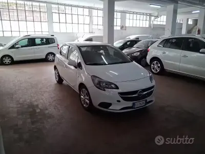Usata Opel Corsa 90 CV (66 kW) 2016 Bianco Utilitaria