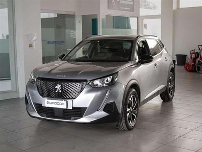 Grigio / gray Usata 2023 Peugeot 2008 Allure SUV | 22.300 € (Buon prezzo)