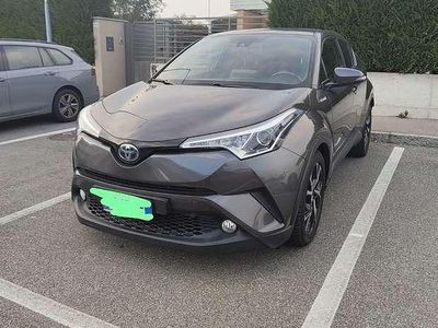 Usata 2018 Toyota C-HR Lounge SUV | 17.490 € (Cara)