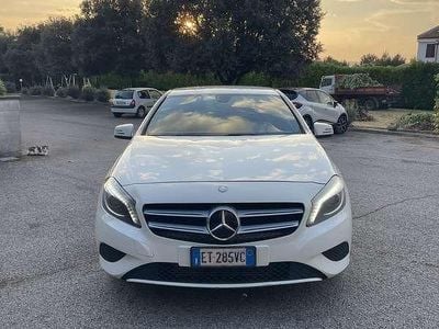 Usata Mercedes A180 109 CV (80 kW) 2014 Bianco Berlina