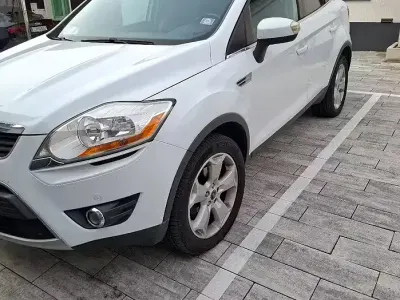 Usata Ford Kuga Titanium 136 CV (100 kW) 2009 Bianco SUV