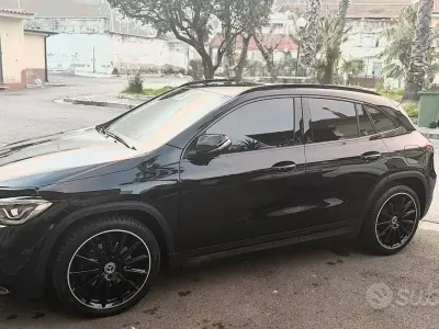 Usata Mercedes GLA200 150 CV (110 kW) 2020 Nero SUV
