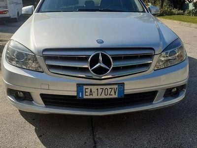 Mercedes C200