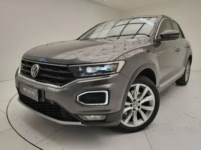 Usata VW T-Roc Advance 150 CV (110 kW) 2018 Grigio SUV