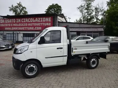 Nouvelle Piaggio Porter 106 ch (77 kW) 2026 Blanc Van