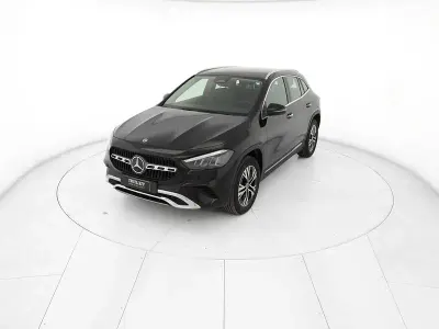 Usata Mercedes GLA200 Advanced Plus 150 CV (110 kW) 2024 Nero SUV