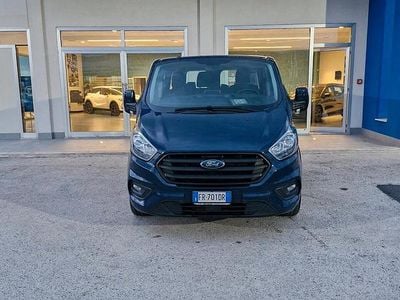 Usata Ford Tourneo Trend 130 CV (95 kW) 2018 Blu Monovolume