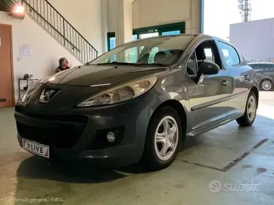 Usata Peugeot 207 73 CV (53 kW) 2009 Grigio Berlina