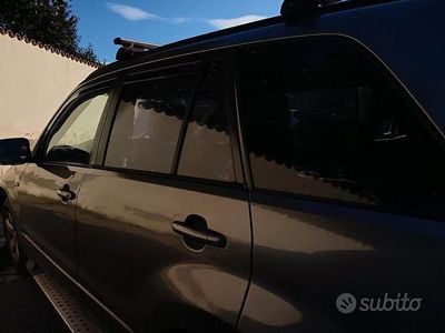 Usata Suzuki Grand Vitara 109 CV (80 kW) 2006 Marrone SUV