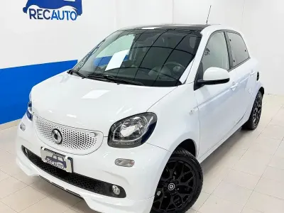 Usata Smart ForFour Superpassion 71 CV (52 kW) 2019 Bianco Utilitaria