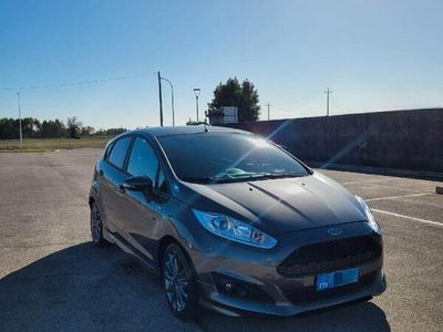 usata Ford Fiesta 6ª serie - 2017