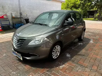Usata Lancia Ypsilon S 95 CV (69 kW) 2012 Grigio Utilitaria