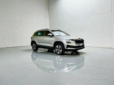 Usata Skoda Karoq Executive 116 CV (85 kW) 2022 Grigio SUV