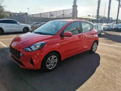 Usata Hyundai i10 Advanced 67 CV (49 kW) 2020 Arancione Utilitaria