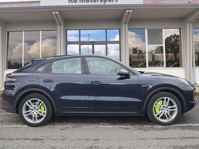 Usata Porsche Cayenne Coupe 340 CV (250 kW) 2022 Blu/azzurro Coupé