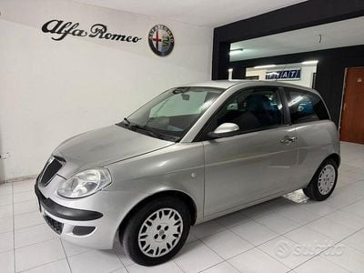 Usata Lancia Ypsilon 60 CV (44 kW) 2008 Grigio Utilitaria
